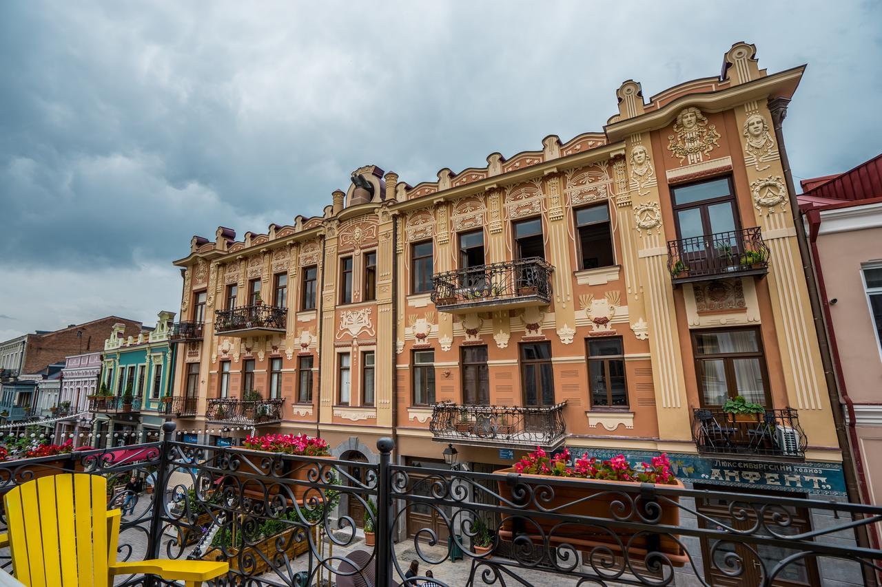 Brotseuli Hotel Tbilissi Extérieur photo